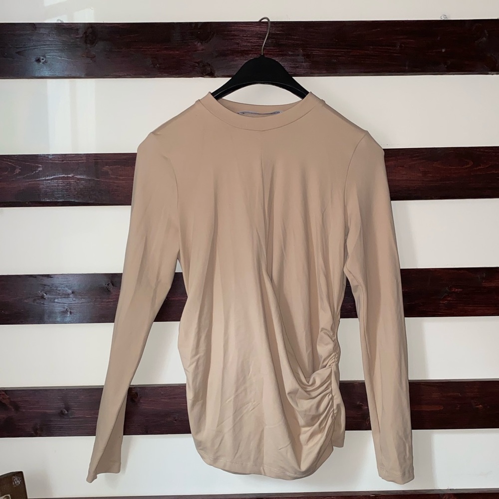 NWOT Susana Monaco Long Sleeve Blouse Nude